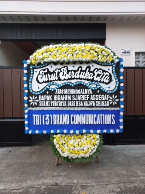 Papan Bunga Duka di Damai
